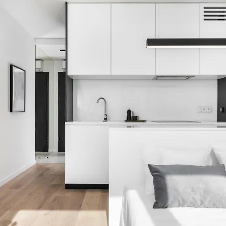 White Pilsudskiego 1 Apartment
